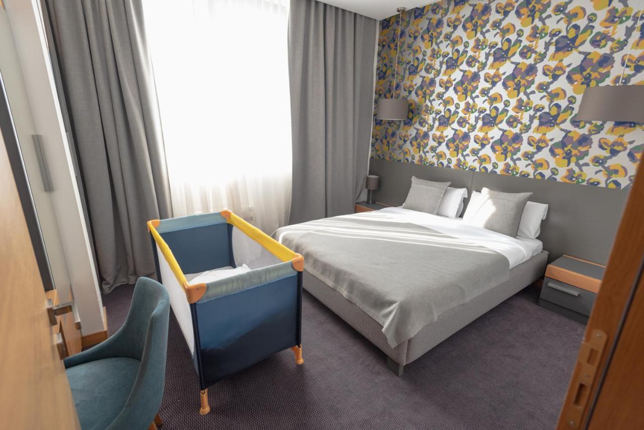 Hotel Stobex Loznica Zewnętrze zdjęcie