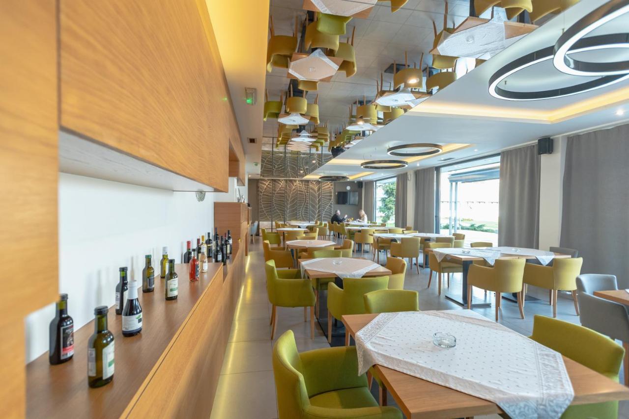 Hotel Stobex Loznica Zewnętrze zdjęcie