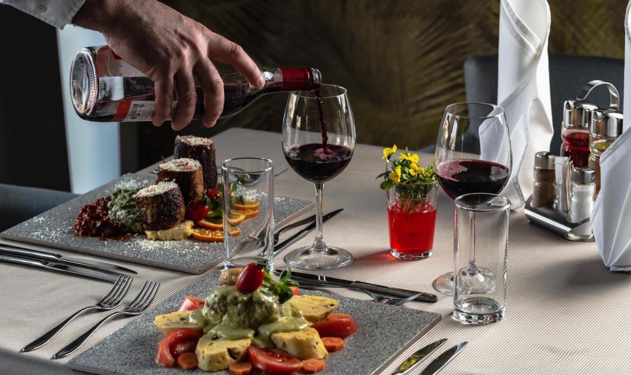 Hotel Stobex Loznica Zewnętrze zdjęcie