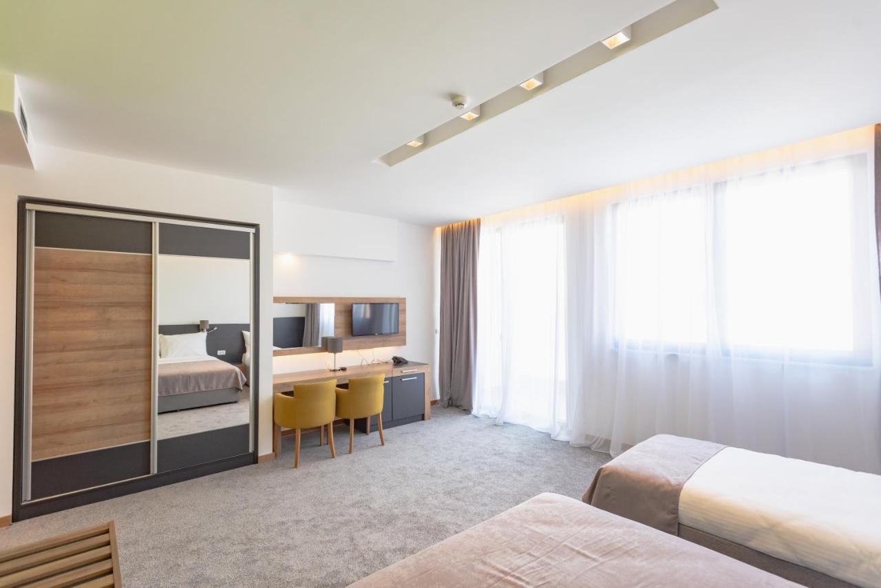 Hotel Stobex Loznica Zewnętrze zdjęcie