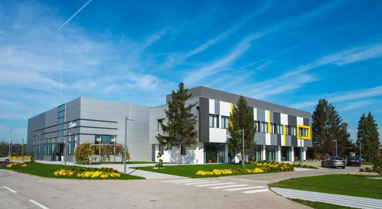 Hotel Stobex Loznica Zewnętrze zdjęcie